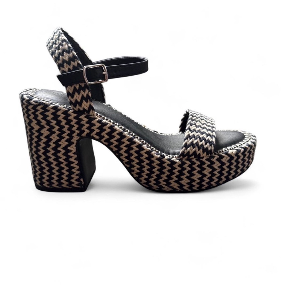 Universal Thread Black And Tan Platform Heels - image 1